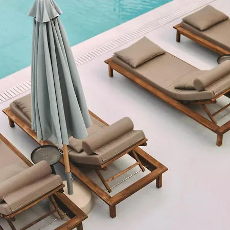Elegant With Heated Pool Apartamento